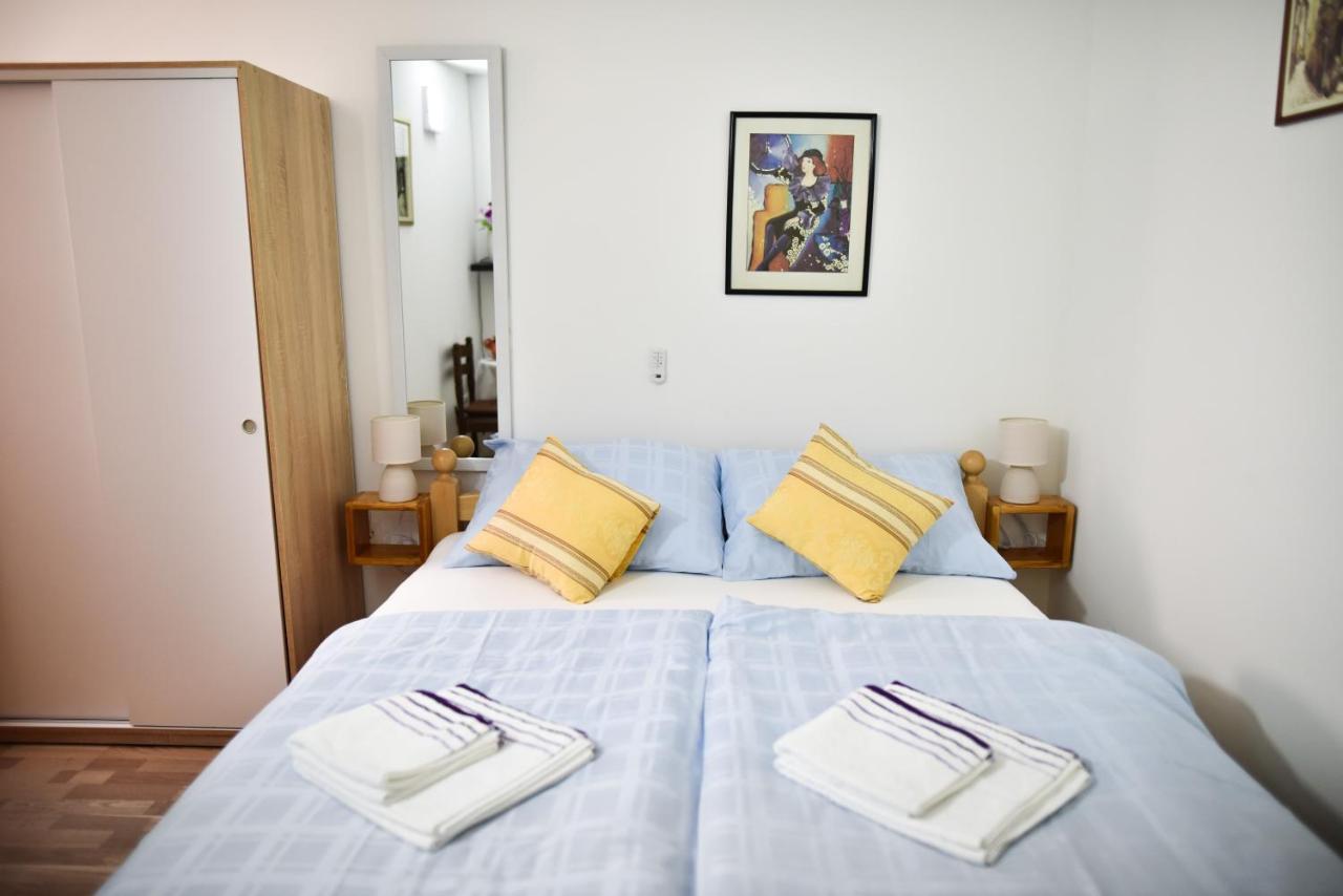 Luka'S Amber Rooms In The Center Of Trogir Buitenkant foto