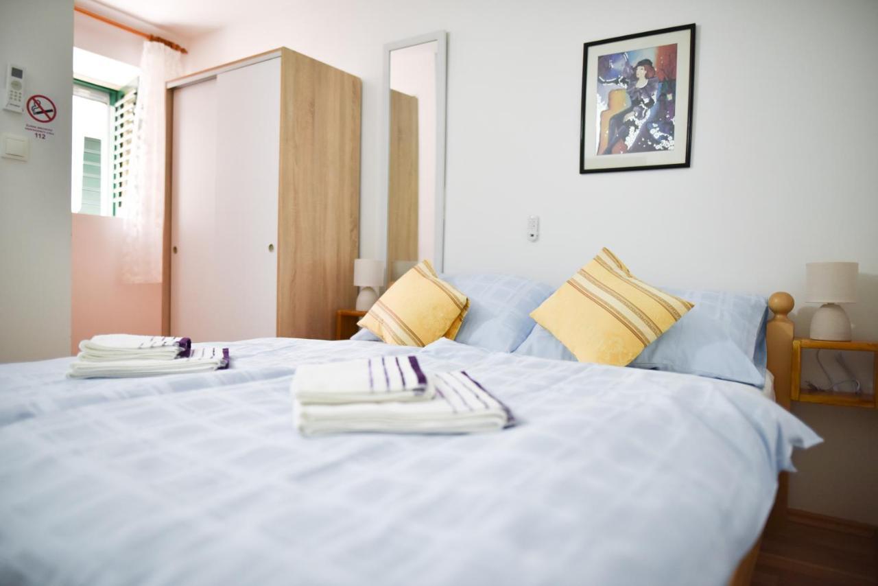 Luka'S Amber Rooms In The Center Of Trogir Buitenkant foto