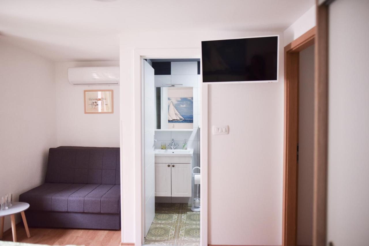 Luka'S Amber Rooms In The Center Of Trogir Buitenkant foto